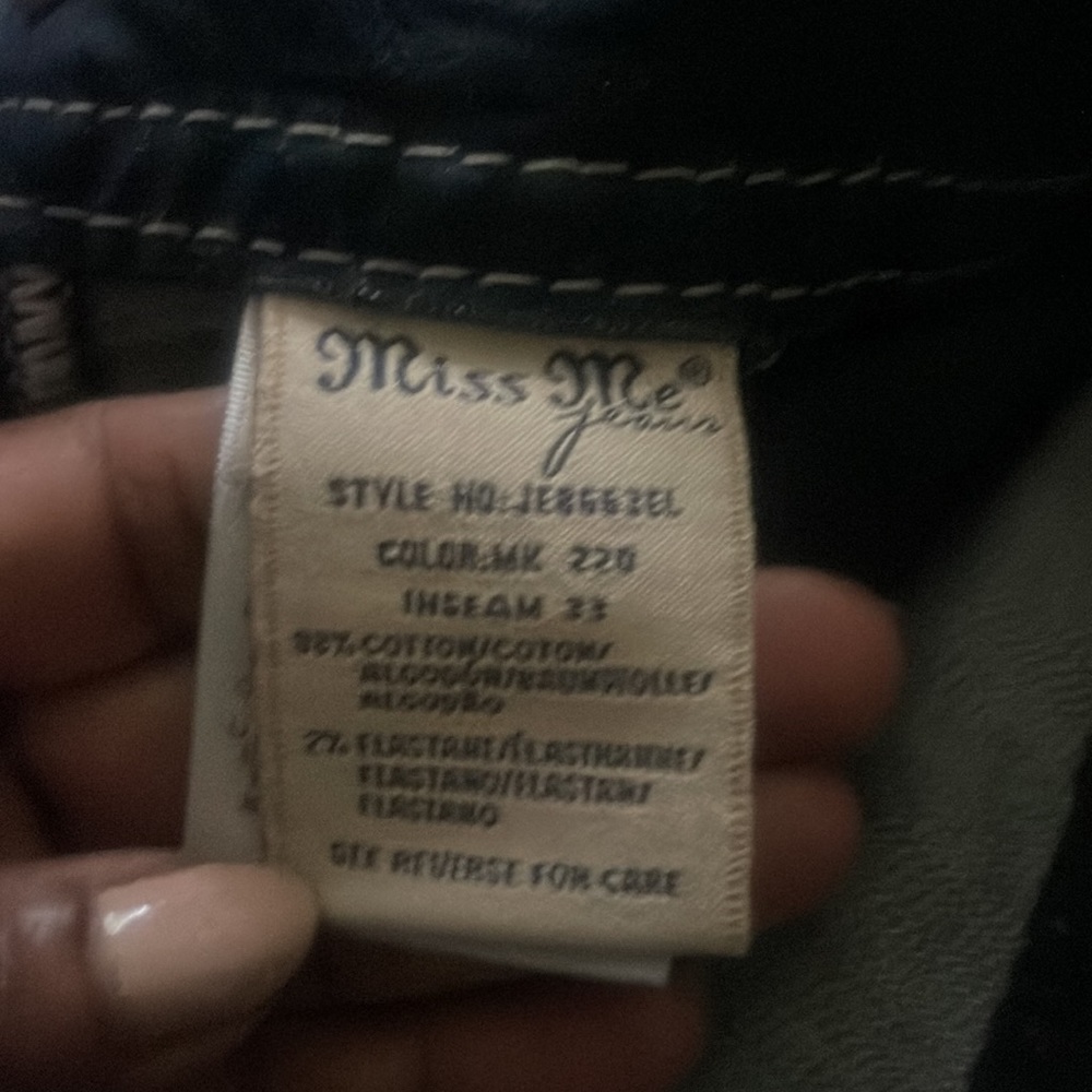 Jeans - Picture 3 of 3
